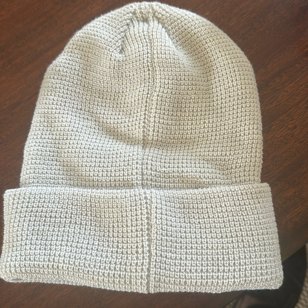 Vuori Alpine Waffle Beanie NWT